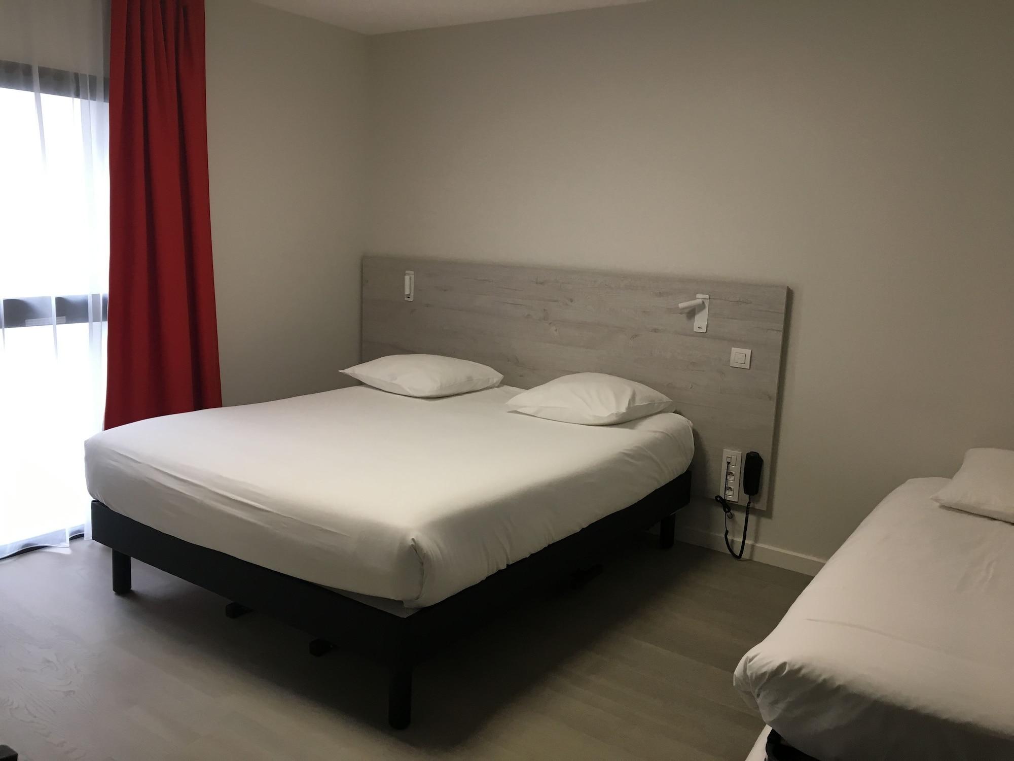 Hotel La Fabrique ラ・ロシェル エクステリア 写真