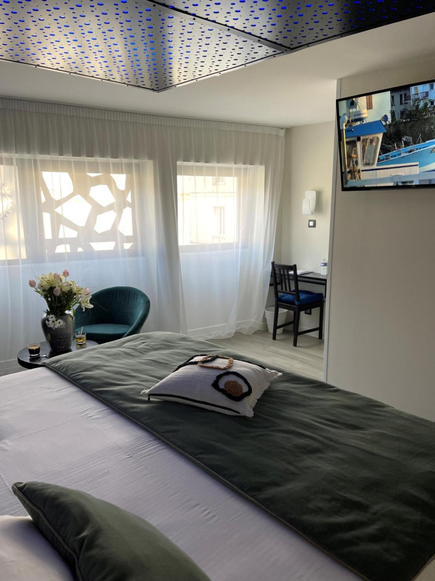 Hotel La Fabrique ラ・ロシェル エクステリア 写真