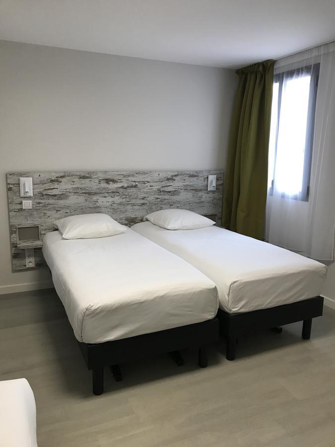 Hotel La Fabrique ラ・ロシェル エクステリア 写真